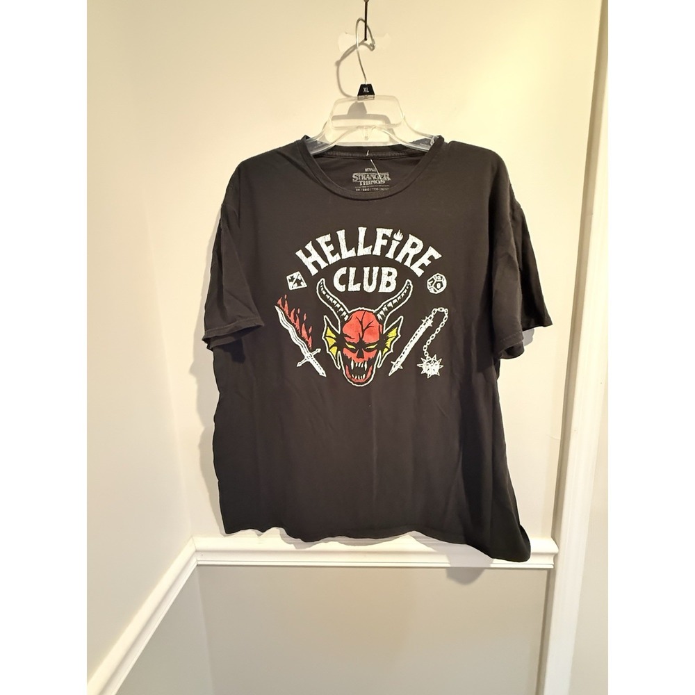 Netflix Stranger Things Hellfire Club T-Shirt Mens 2X Black Cotton Graphic Tee